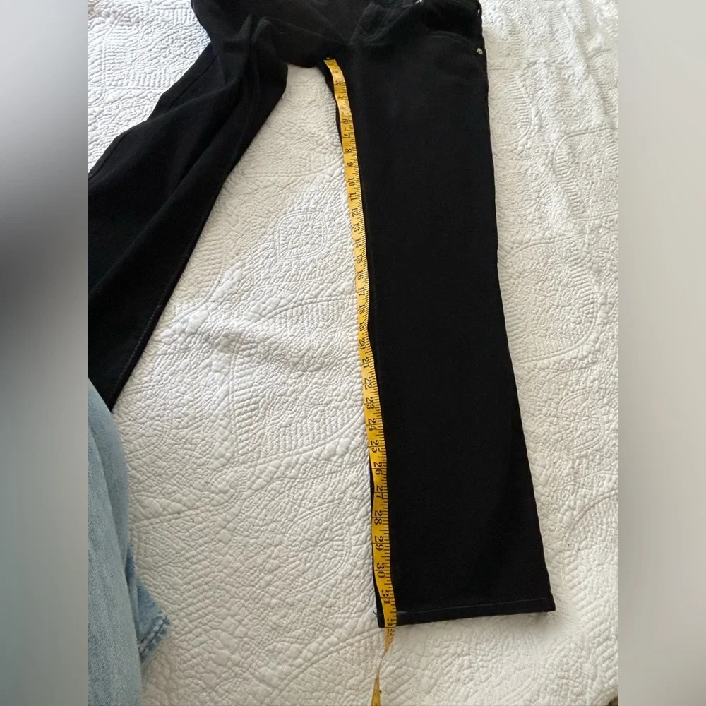 True Religion Ricky Relaxed Straight flap. Black size 32. Great shape!